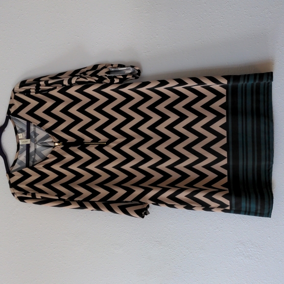 Tacera Dresses & Skirts - M Tacera Dress